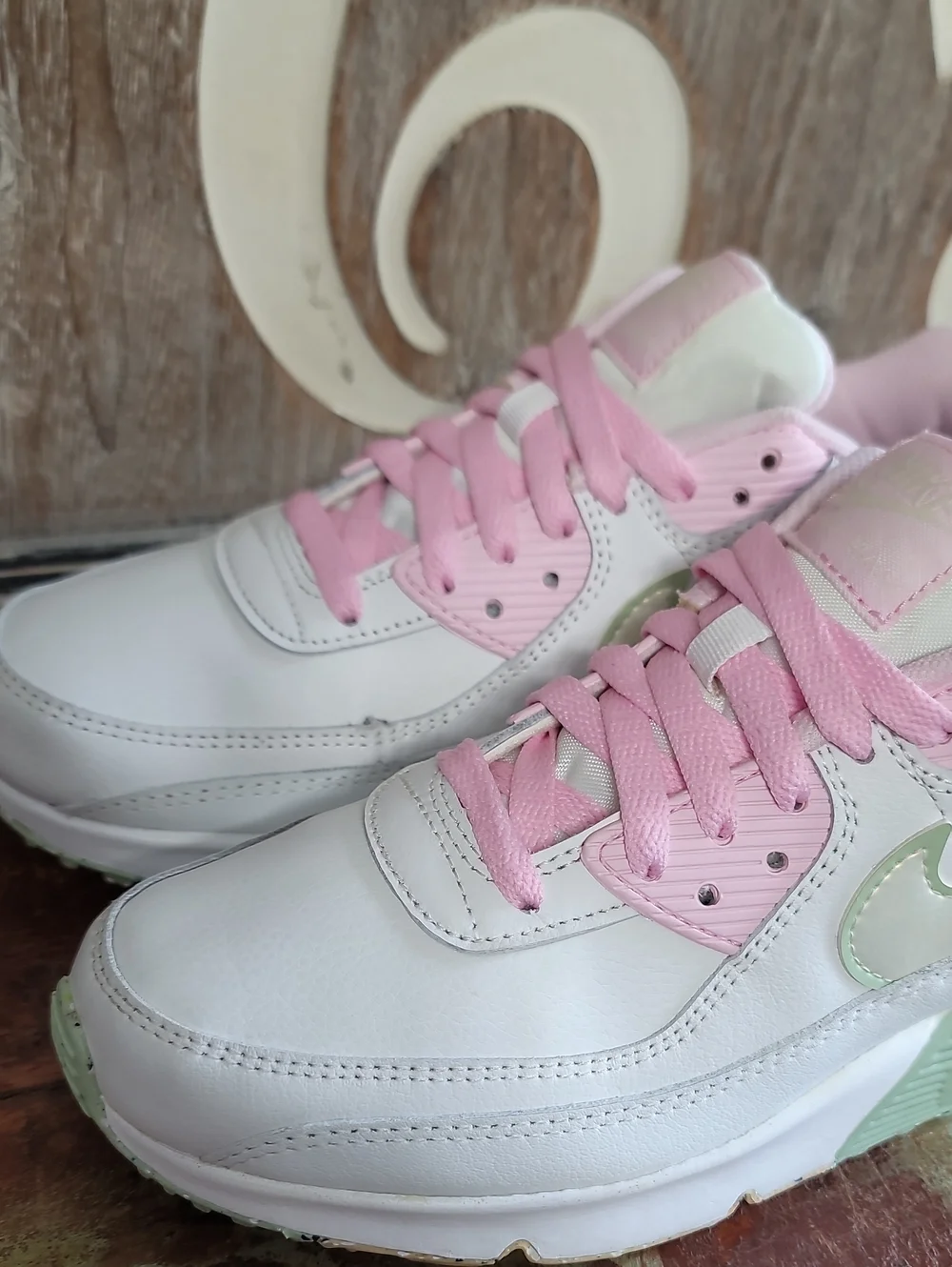 🔥 Nike Air Max 90 LTR Special Edition "Pink Foam/ Honeydew" Wmns 8, Like New - Picture 14 of 15